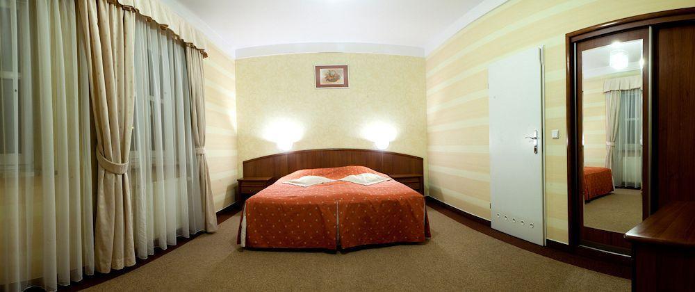 Comfortbiznes Pruszków Εξωτερικό φωτογραφία