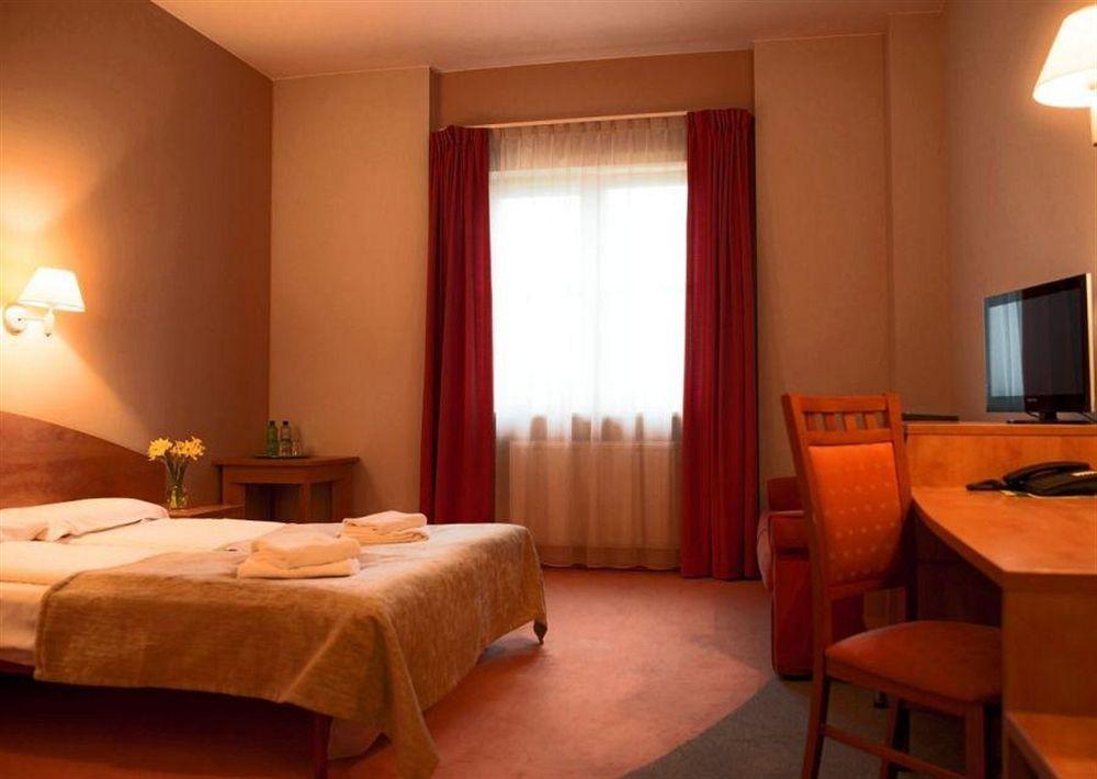 Comfortbiznes Pruszków Εξωτερικό φωτογραφία