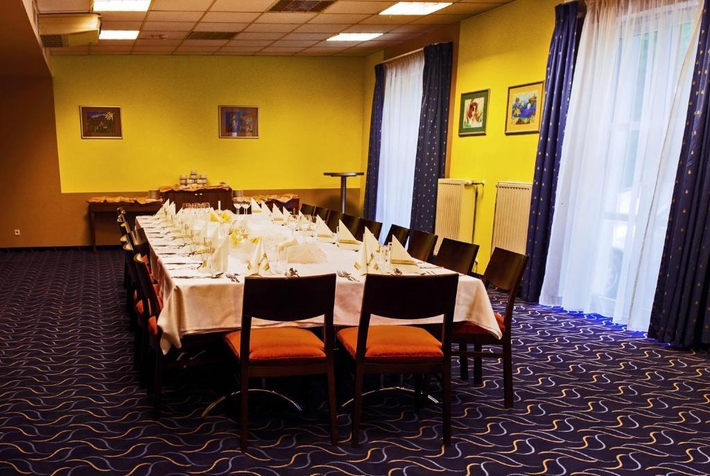 Comfortbiznes Pruszków Εξωτερικό φωτογραφία