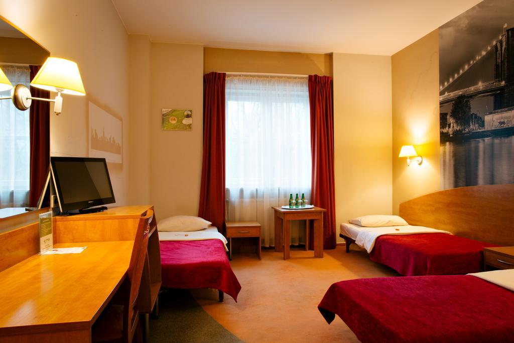 Comfortbiznes Pruszków Εξωτερικό φωτογραφία